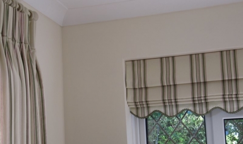Made to measure lined & interlined curtains with matching roman blind in Ferring, West SussexMatching Curtain With Roman Blind With Bottom Shape And Braid