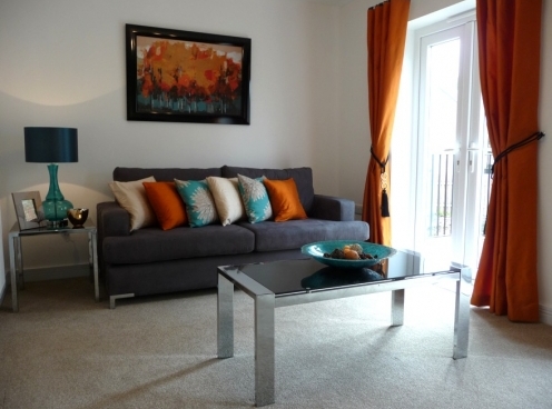Showhome: Aqua and orange