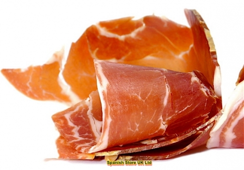 Spanish Serrano ham Bodega in tray of 500 grams for sandwich or tapas.