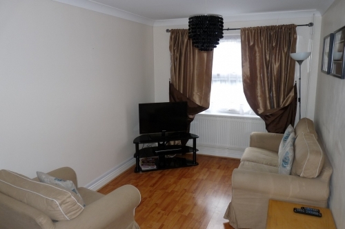 Lounge in 2 bedroom townhouse no. 4