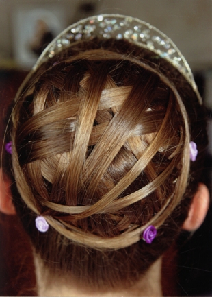 simple large woven bun