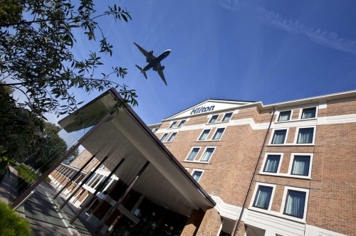 London Heathrow Airport Terminal 5 Hotel www.scoot.co.uk