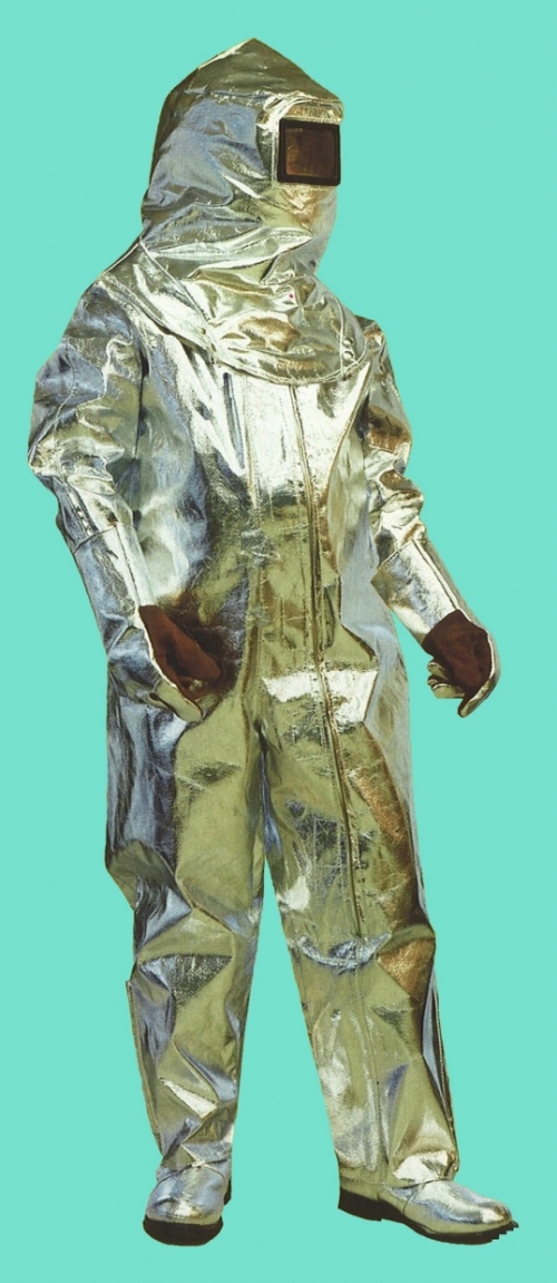 Aluminised suits