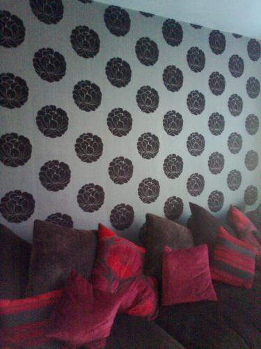 Lounge wallpapering