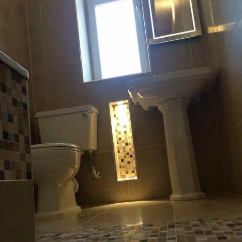 Fully fitted bathrooms. Tiled walls floor and bathpanel with recess pigeon hole storage