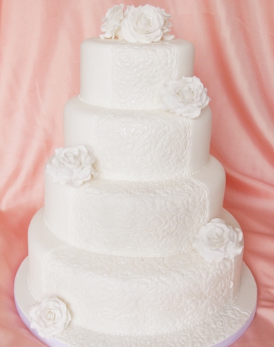 White Roses Wedding Cake