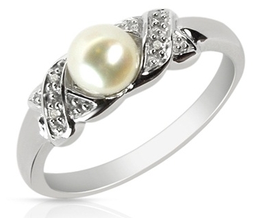 Fresh Pearl Diamond Ring