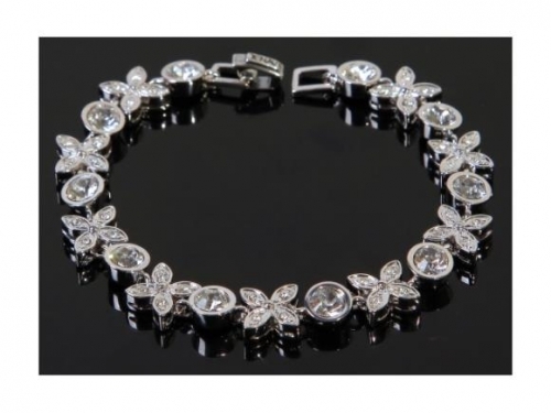 Feldera Silver Plated Necklace with Swarovski crystals
