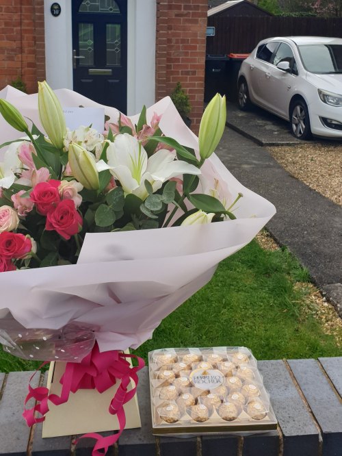 Same Day Hand-Tied Bouquet