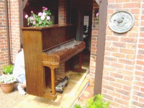 piano had enough of this cottage so off to another address