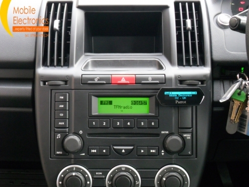 Land Rover Freelander 2 Fitted With Parrot Mki9100.